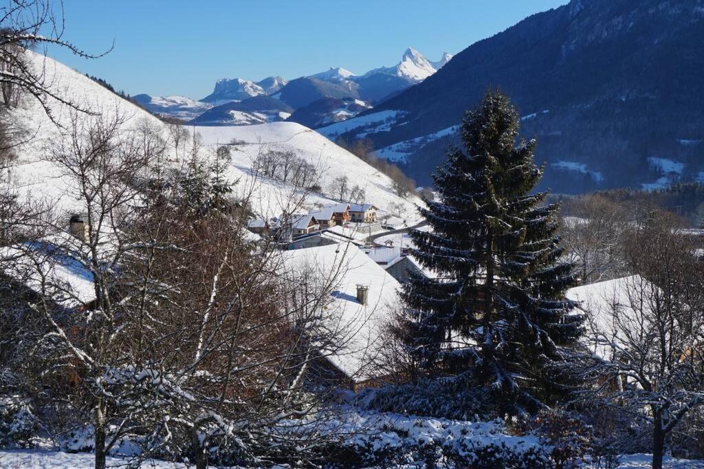 La Grange De Pimberty - Beautiful Apartments 27 Miles From Geneva Vailly Экстерьер фото